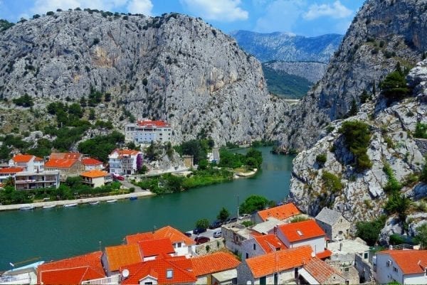 Otkrijte gusarski grad Omiš